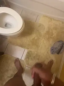 Snapshot of VFuck4U_xxx chatting on January 2026 05:18:02 PM VFuck4U xxx online show from January 2026 05:18:02 PM