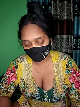 Snapshot of Kotha_-Moni chatting on December 2025 01:37:02 PM Kotha -Moni online show from December 2025 01:37:02 PM