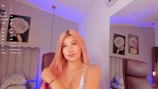 Emma Thompsson online show from October 2025 02:51:02 AM