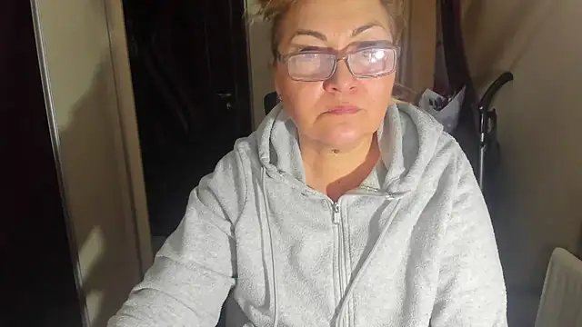 IryshAlice online show from February 2025 07:22:02 PM