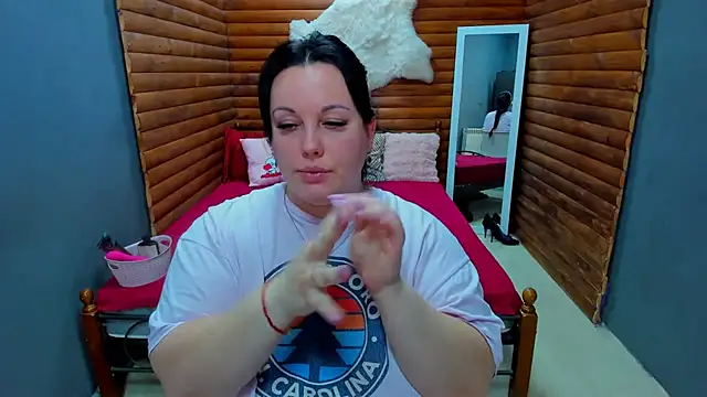 BubbleEmma online show from January 2025 05:32:01 PM