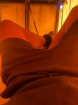 Snapshot of cussy007 chatting on September 2025 09:10:02 AM cussy007 online show from September 2025 09:10:02 AM