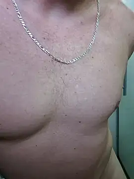 edygaucho3 online show from October 2025 12:39:02 PM