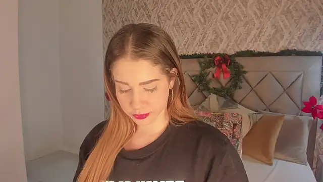 Lady lacey05 online show from December 2024 05:58:02 PM