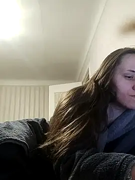 emeli moon online show from February 2025 10:06:02 PM