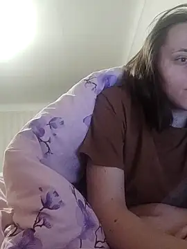 emeli moon online show from March 2025 09:23:01 PM