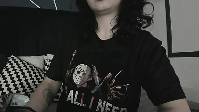 Adeelinee online show from January 2025 09:31:01 PM