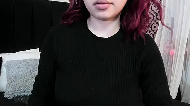 Adeelinee online show from September 2025 08:01:01 PM