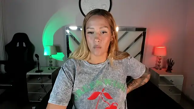 AnyyJones online show from March 2025 07:38:01 PM