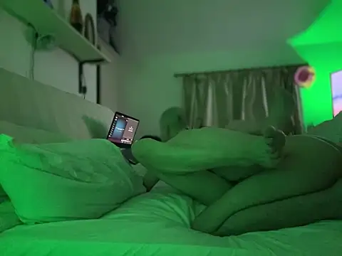 VersGuy24 online show from February 2026 05:36:02 AM