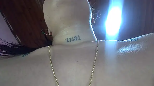 white sexy  online show from February 2025 09:11:01 AM