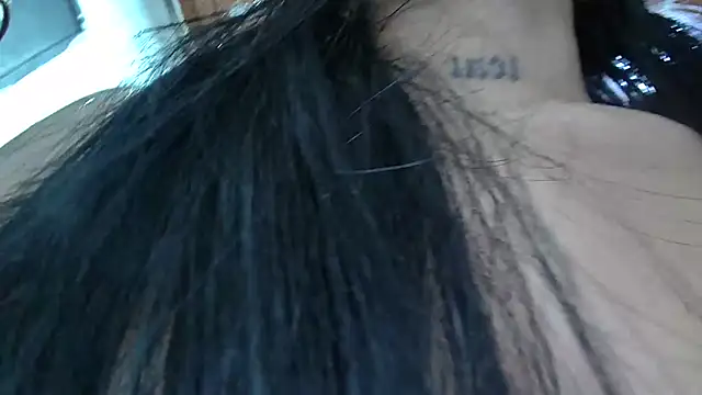 white sexy  online show from September 2025 11:33:02 AM