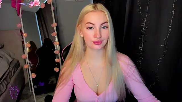 Kimmy powell online show from March 2026 02:16:01 AM