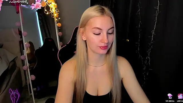 Kimmy powell online show from March 2026 02:45:02 AM