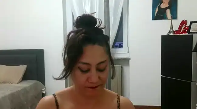 danasantoreal online show from December 2024 03:55:01 PM