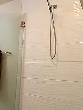 El Gizmo online show from March 2025 06:39:02 AM