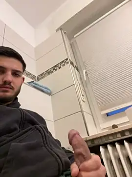 Furko 33 online show from December 2024 03:43:02 PM