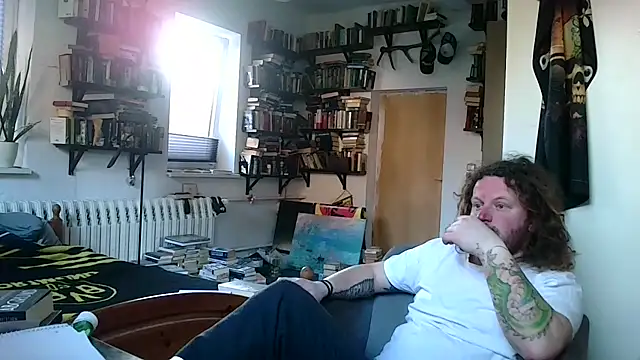 Snapshot of sunr1sa chatting on February 2026 03:43:01 PM sunr1sa online show from February 2026 03:43:01 PM