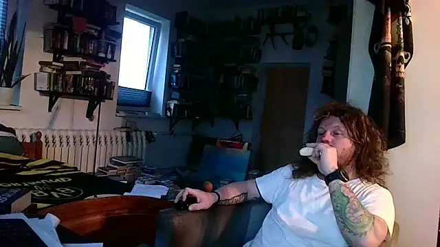 Snapshot of sunr1sa chatting on February 2026 06:02:01 AM sunr1sa online show from February 2026 06:02:01 AM