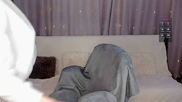 LisaMooore online show from January 2025 04:16:02 AM