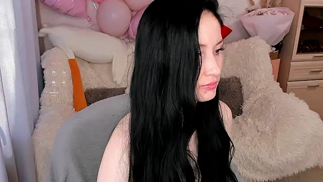 Snapshot of LisaMooore chatting on February 2026 07:24:02 AM LisaMooore online show from February 2026 07:24:02 AM