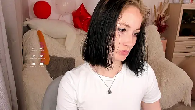 Snapshot of LisaMooore chatting on July 2026 07:09:01 PM LisaMooore online show from July 2026 07:09:01 PM