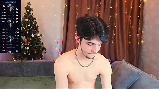 Aaron Boom online show from January 2025 04:21:01 AM