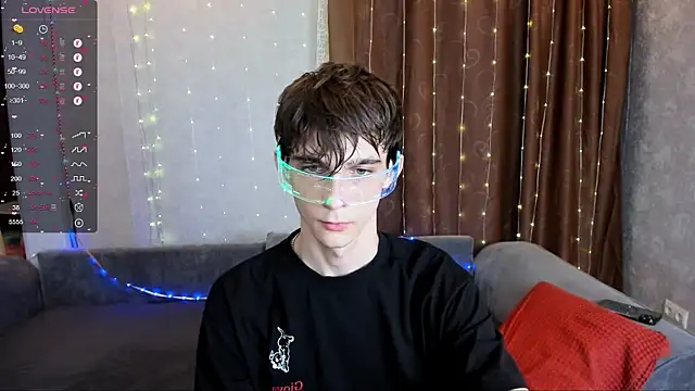 Aaron Boom online show from July 2026 09:57:01 PM