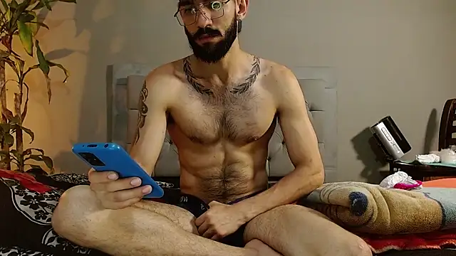 Snapshot of Mr_WhiteCock chatting on January 2025 10:08:01 PM Mr WhiteCock online show from January 2025 10:08:01 PM