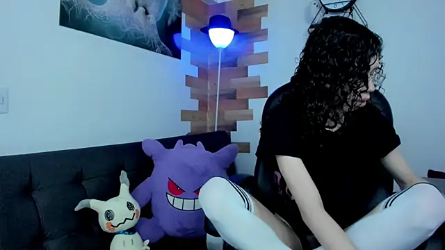 Angel Dust18 online show from December 2024 07:57:02 PM