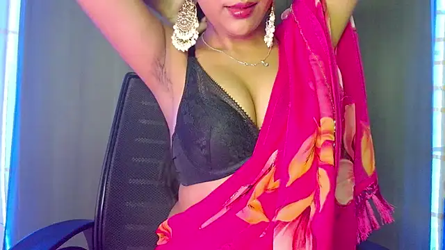 Snapshot of CallMeSima chatting on March 2026 04:57:01 PM CallMeSima online show from March 2026 04:57:01 PM