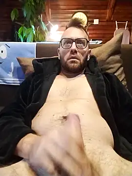 tomee83 online show from October 2025 06:00:02 AM