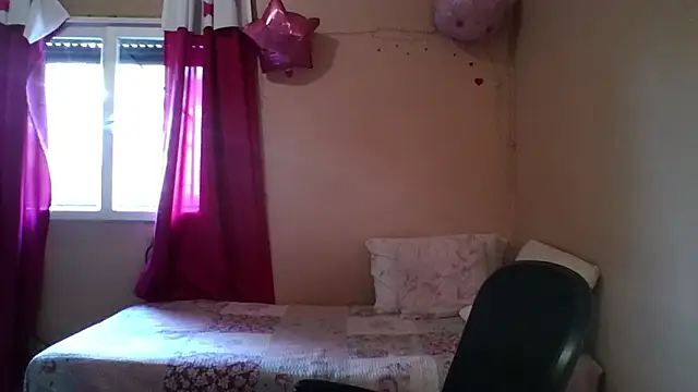 imsohornydacom online show from April 2026 06:38:01 PM