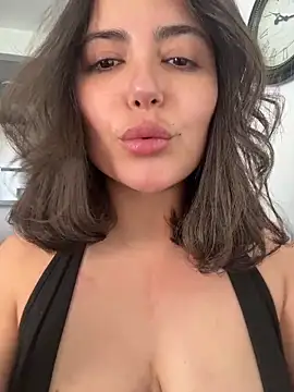 sukhakunis1 online show from February 2026 03:18:02 PM