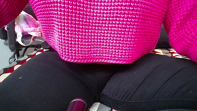 dayadubey  online show from September 2025 10:04:02 AM