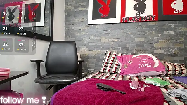 dayadubey  online show from November 2025 08:14:01 AM