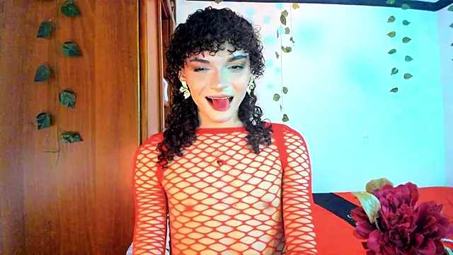 Snapshot of lucianromero chatting on February 2026 05:45:01 AM lucianromero online show from February 2026 05:45:01 AM