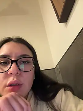 Snapshot of Its_Jade chatting on February 2025 07:22:02 PM Its Jade online show from February 2025 07:22:02 PM