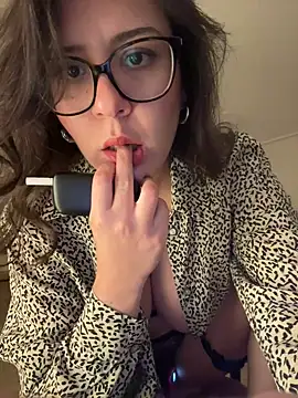 Snapshot of Its_Jade chatting on October 2025 03:00:01 PM Its Jade online show from October 2025 03:00:01 PM