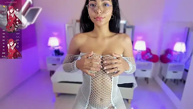 lauramartin1 online show from March 2025 12:34:02 AM