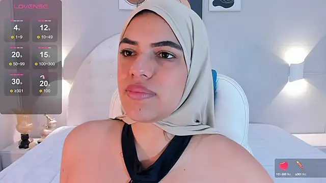 Umarani  online show from January 2025 06:44:01 PM