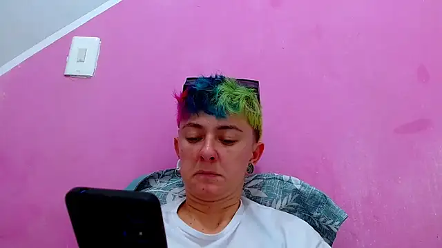 tomboyblue online show from September 2025 06:30:01 PM