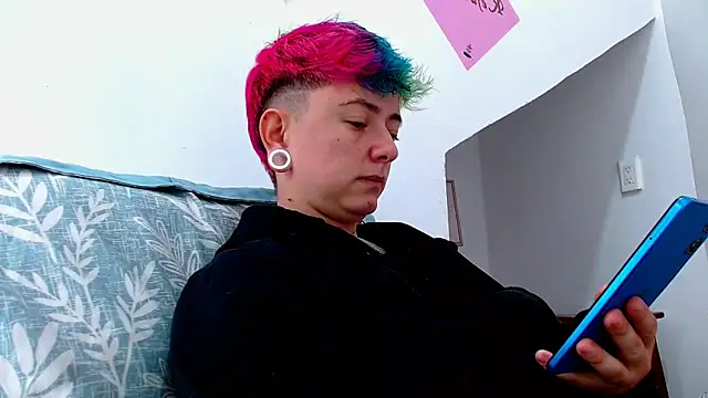 tomboyblue online show from October 2025 02:03:02 PM