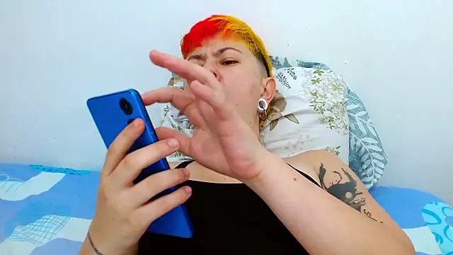 tomboyblue online show from January 2026 07:05:02 PM