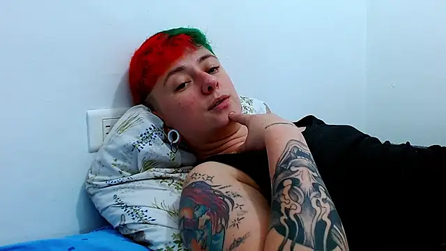 tomboyblue online show from January 2026 08:32:01 PM