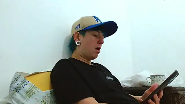 tomboyblue online show from February 2026 04:05:02 PM