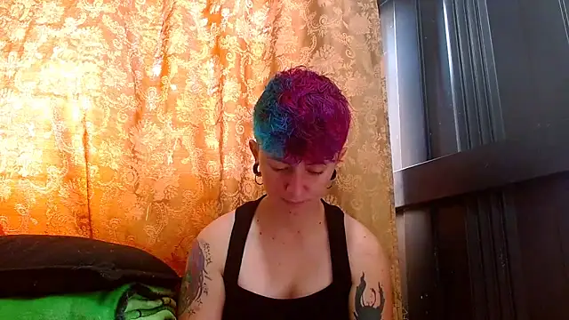 tomboyblue online show from May 2026 04:44:02 PM