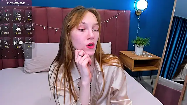 VanillaKelly online show from February 2025 04:31:02 AM