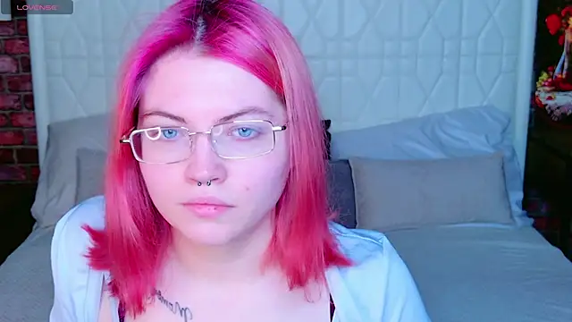 Lisa Adam online show from February 2025 04:03:02 AM