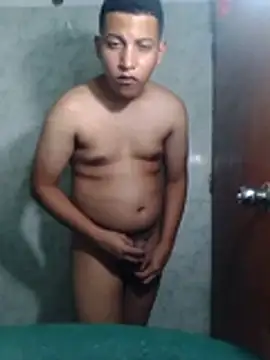 Fuenmayor40 online show from December 2025 07:04:02 AM